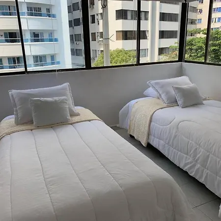 En El Laguito - Cerca Al Mar Apartamento *