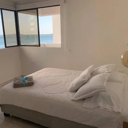Apartamento En El Laguito - Cerca Al Mar